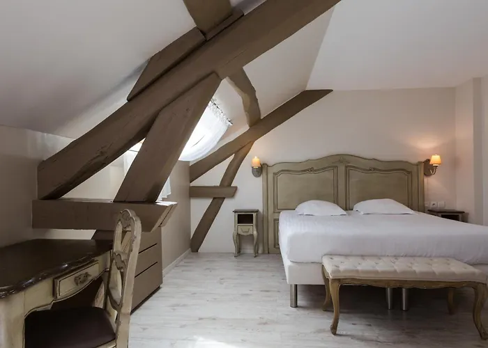 The Originals Boutique, Hôtel Les Poèmes de Chartres (Inter-Hotel)